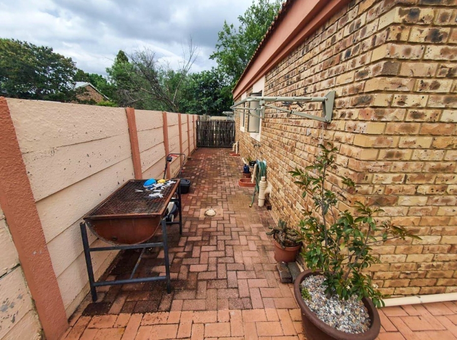 3 Bedroom Property for Sale in Potchefstroom North West